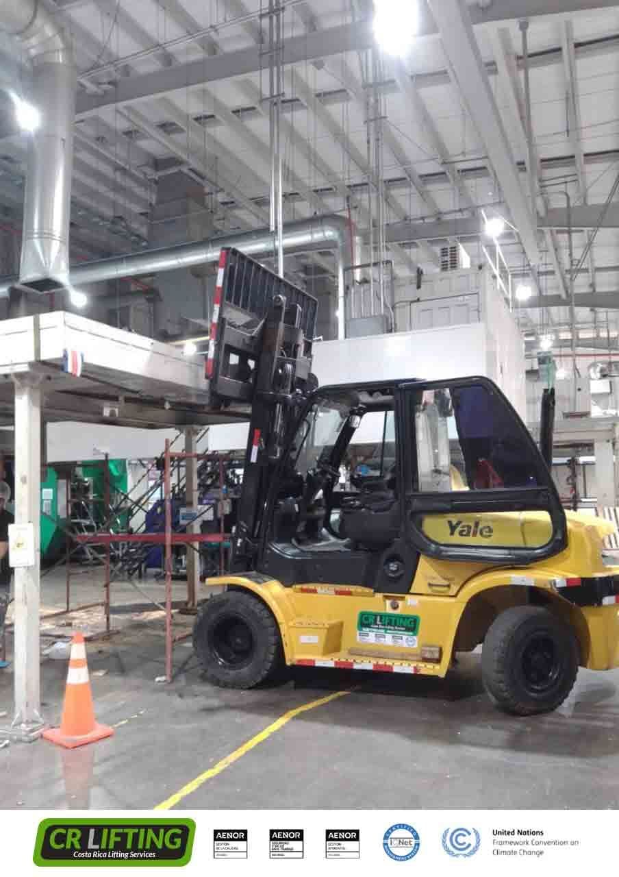 ¡Montacargas de 7 tons, en montaje industrial!